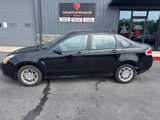 Used 2010 Ford Focus SE image 2
