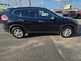 Used 2016 Nissan Rogue SV image 4