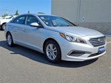 Used 2017 Hyundai Sonata SE w/ Cargo Package image 2