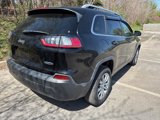 Used 2019 Jeep Cherokee Latitude w/ Popular Appearance Group image 3