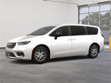 New 2025 Chrysler Pacifica Select image 2