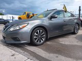 Used 2016 Nissan Altima 2.5 SL w/ Moonroof Package image 3