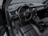 Certified 2024 Porsche Macan image 4