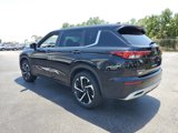 Used 2022 Mitsubishi Outlander SE image 3