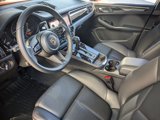 Certified 2024 Porsche Macan image 4