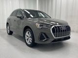 Used 2022 Audi Q3 2.0T Premium Plus w/ Premium Plus Package image 2