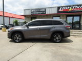 Used 2016 Toyota Highlander XLE image 2