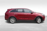 Used 2019 Kia Sorento LX image 3
