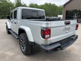 Used 2023 Jeep Gladiator Overland image 4