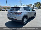 Used 2022 Jeep Compass Latitude image 5