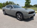 Used 2019 Dodge Challenger SXT image 3