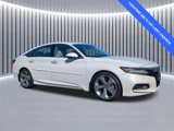 Used 2018 Honda Accord Touring image 3