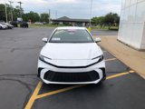 Used 2025 Toyota Camry SE image 5