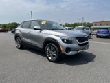 Certified 2023 Kia Seltos LX image 3