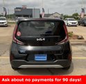 Used 2023 Kia Soul LX image 4