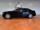 Used 2014 Chrysler 300 C image 2