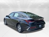 New 2025 Hyundai Elantra SE image 4