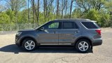 Certified 2017 Ford Explorer XLT image 5