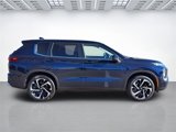 Used 2024 Mitsubishi Outlander SE Black Edition image 3
