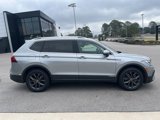 Certified 2023 Volkswagen Tiguan SE image 4