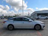 Used 2023 Nissan Altima 2.5 SV image 2
