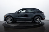 Used 2024 Porsche Macan image 3