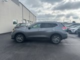 Used 2015 Nissan Rogue SL w/ SL Premium Package image 2