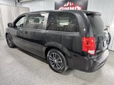 Used 2017 Dodge Grand Caravan SE image 6