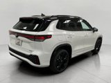 New 2025 Volkswagen Tiguan SE R-Line image 3