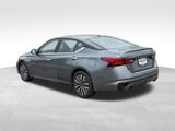Used 2023 Nissan Altima 2.5 SV w/ SV Premium Package image 3