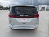 Certified 2023 Chrysler Pacifica Touring-L image 6