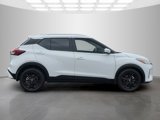 Used 2023 Nissan Kicks SV image 6