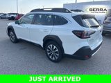 Used 2023 Subaru Outback Limited image 4