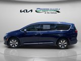 Used 2018 Chrysler Pacifica Limited w/ Advanced Safetytec Group image 2