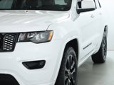 Used 2020 Jeep Grand Cherokee Altitude image 4