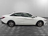 Used 2025 Hyundai Elantra SE image 6