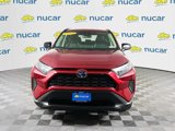 Used 2019 Toyota RAV4 LE image 2