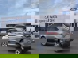 Certified 2024 Ford Edge SE image 4
