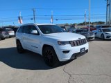 Used 2020 Jeep Grand Cherokee Altitude image 2