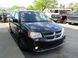Used 2017 Dodge Grand Caravan SXT w/ Driver Convenience Group image 4