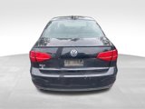 Used 2017 Volkswagen Jetta GLI image 5