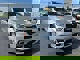 Used 2023 Chrysler Pacifica Touring image 2
