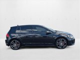 Used 2017 Volkswagen Golf S image 4