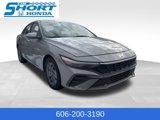 Used 2024 Hyundai Elantra SEL image 3