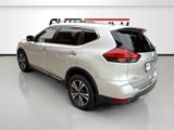 Used 2017 Nissan Rogue SL image 5
