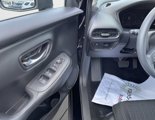 Used 2023 Honda HR-V LX image 2