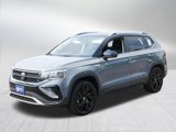 Certified 2023 Volkswagen Taos SE w/ Panoramic Sunroof Package image 3
