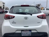 Used 2020 Toyota Yaris XLE image 4