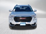 Certified 2022 GMC Terrain SLE w/ Driver Convenience Package image 2