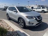 Used 2018 Nissan Rogue SL image 3